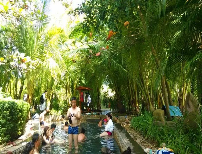三亚有哪些旅游景点 去三亚旅游要多少钱 三亚有哪些旅游景点 去三亚旅游要多少钱