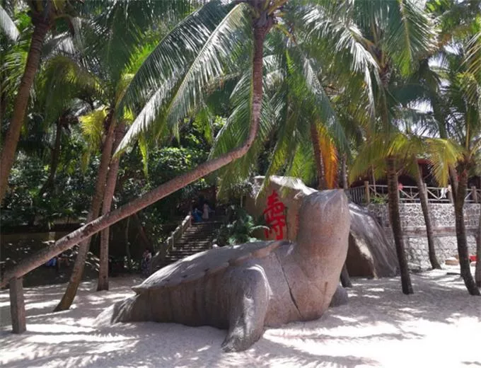 三亚有哪些旅游景点 去三亚旅游要多少钱 三亚有哪些旅游景点 去三亚旅游要多少钱