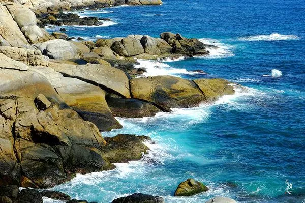 三亚旅游需要带些什么东西 三亚旅游需要带些什么东西