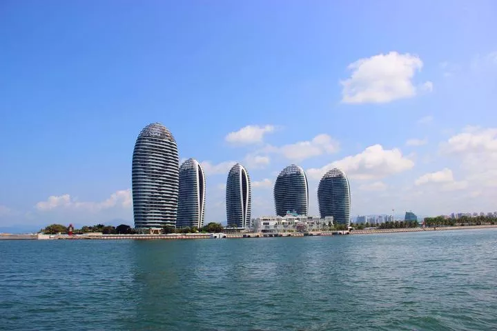 三亚有什么好玩的地方 去三亚旅游要注意些什么 三亚有什么好玩的地方 去三亚旅游要注意些什么