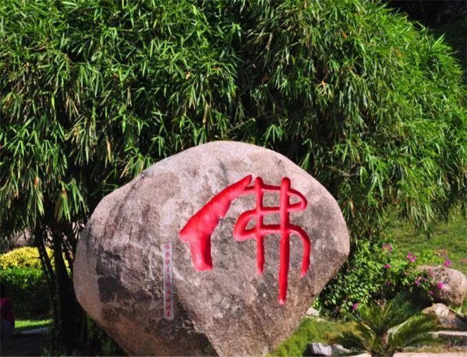 三亚有哪些旅游景点 去三亚旅游要多少钱 三亚有哪些旅游景点 去三亚旅游要多少钱