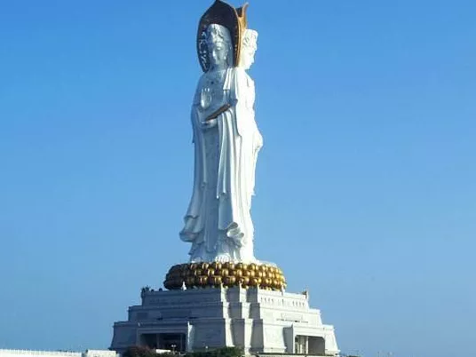 三亚有什么好玩的地方 三亚有哪些好玩的地方和特色 去三亚旅游想找三亚短租房，在哪找好 