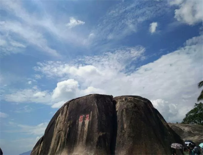 三亚有哪些旅游景点 去三亚旅游要多少钱