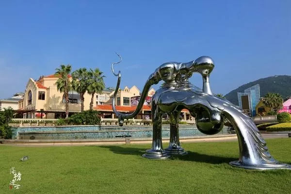三亚旅游需要带些什么东西 三亚旅游需要带些什么东西