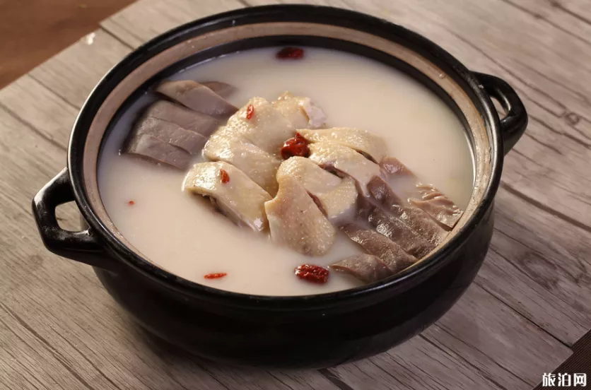 三亚特色小吃有哪些 三亚夜市美食一条街在哪 三亚特色小吃有哪些 三亚夜市美食一条街在哪