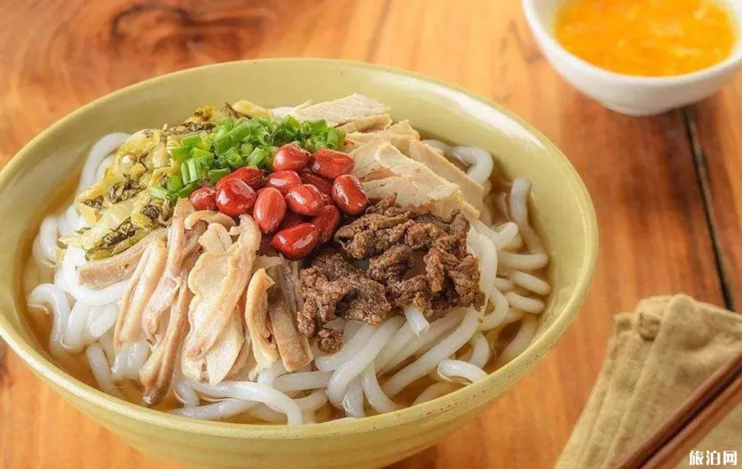 三亚特色小吃有哪些 三亚夜市美食一条街在哪 三亚特色小吃有哪些 三亚夜市美食一条街在哪