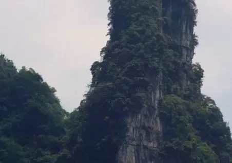 黑山谷门票是多少 黑山谷旅游攻略 黑山谷门票是多少 黑山谷旅游攻略