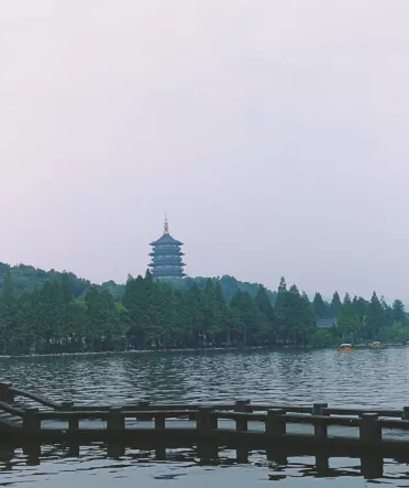 雷峰塔旅游攻略 雷峰塔旅游攻略