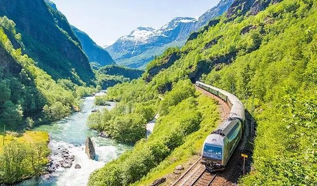 挪威旅游攻略+景点介绍 挪威旅游攻略+景点介绍