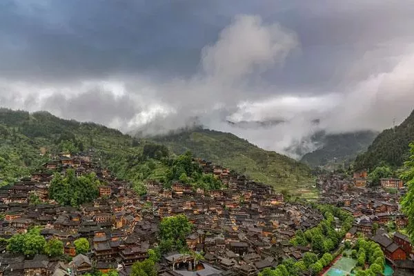 贵州千户苗寨在贵州哪里 地址及交通指南