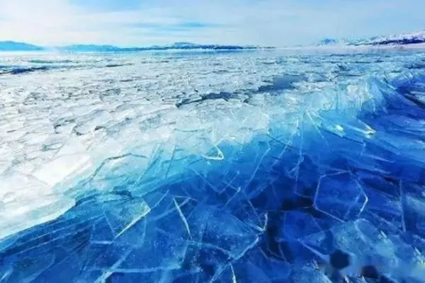 赛里木湖蓝冰什么时间最好