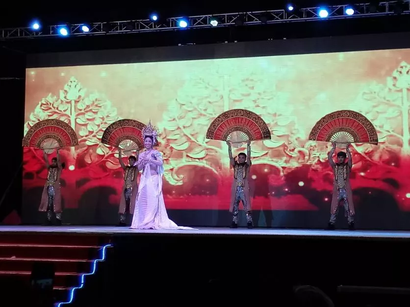 泰国哪里有人妖表演 泰国人妖表演多少钱 泰国哪里有人妖表演 泰国人妖表演多少钱