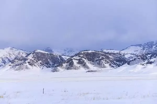 冬季适合去新疆旅游吗