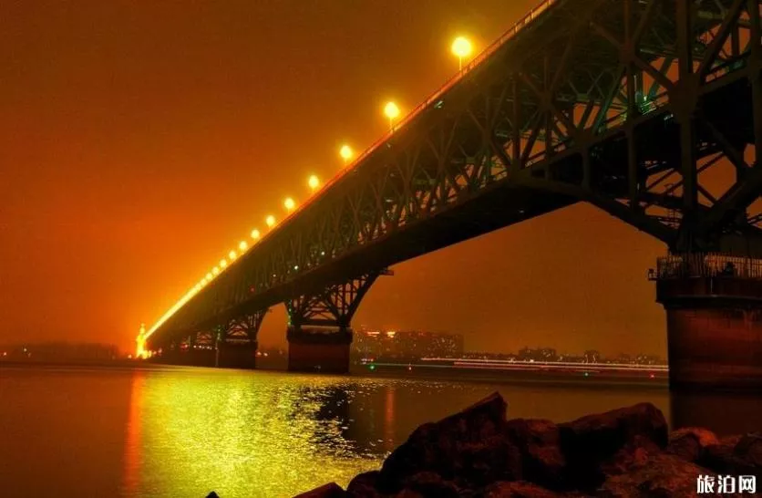 南京长江大桥铁路桥全长大约多少米