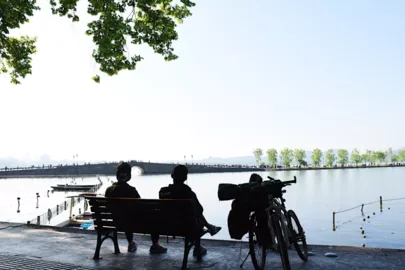上海和杭州哪个好玩 上海和杭州哪个好玩