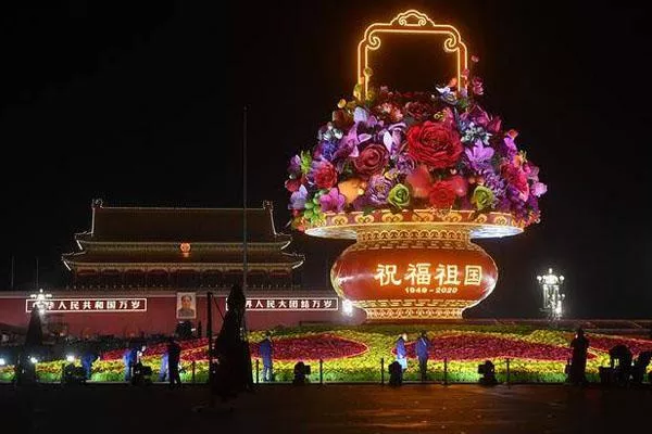 2020北京天安门广场国庆花篮亮灯时间 分布位置