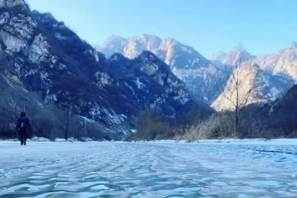 北京哪里蓝冰气泡湖好玩