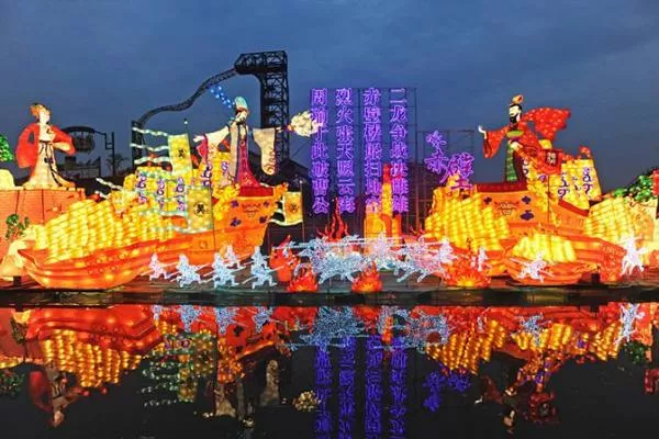 2021武汉欢乐谷灯光节好玩吗 武汉欢乐谷灯光节夜场有什么项目