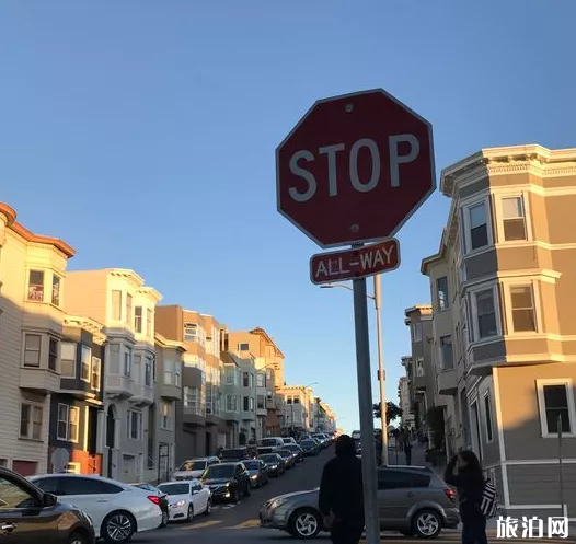 在美国怎么打车多少钱 美国自驾注意什么 在美国怎么打车多少钱 美国自驾注意什么