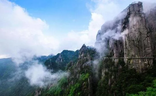 武功山明月山三清山庐山哪一个好玩