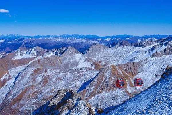 达古冰川旅游最佳时间 达古冰川最佳旅游攻略