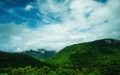 中国钻石级雨林景区海南呀诺达