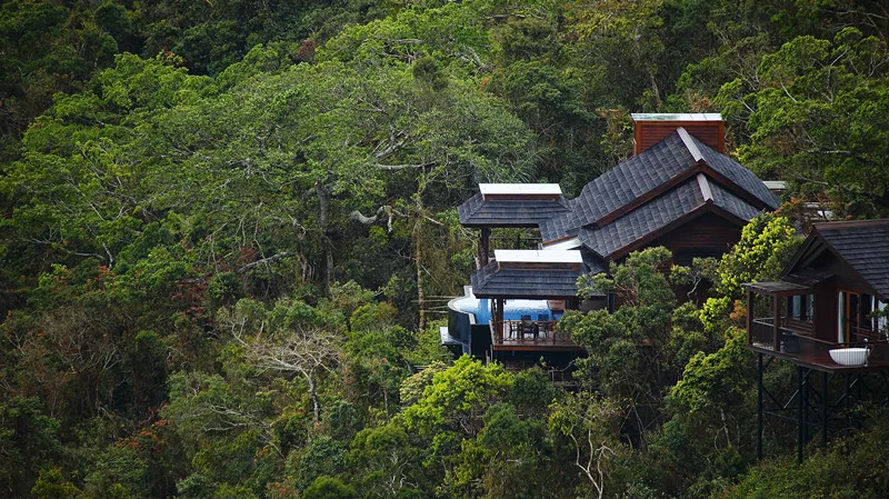 亚龙湾人间天堂鸟巢度假村