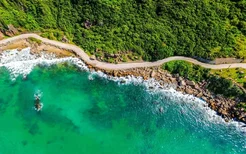 金秋十月，海南旅游一起巡游海岛探索秘境自驾游线路推荐