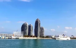 坐上海南旅游海上巴士，约你从海上欣赏三亚的别样风景！