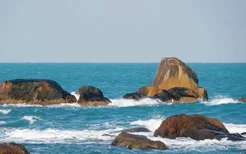海南昌江棋子湾唯一保留着原始、天然景观的旅游度假区